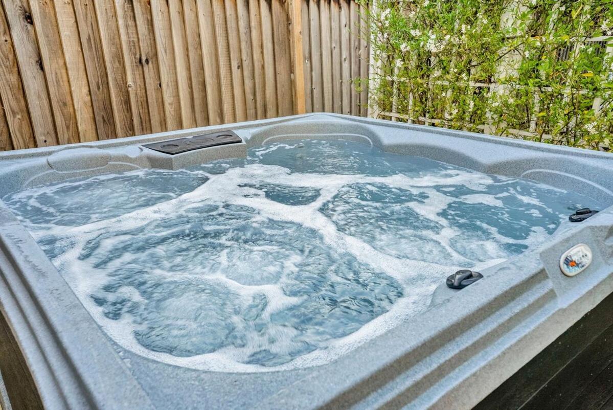 Japandi Garden Home Jacuzzi Game Room San Jose Exterior photo